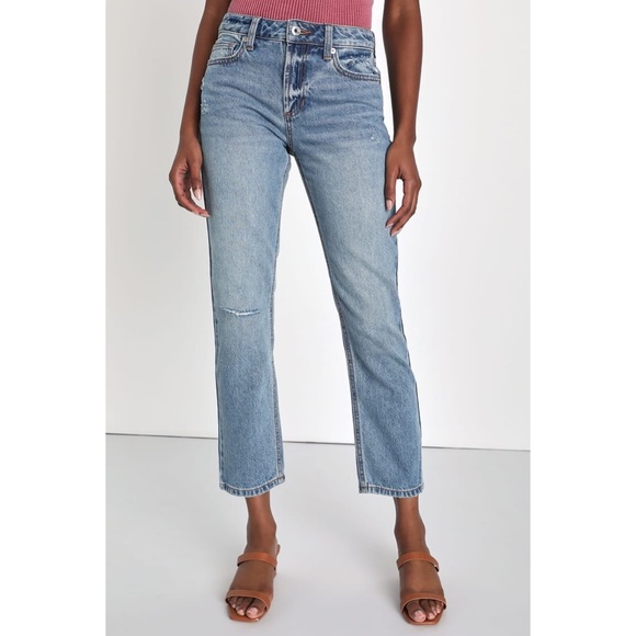 Casual Coolness Medium Wash Mid-Rise Straight Leg Jeans - Picture 1 of 5